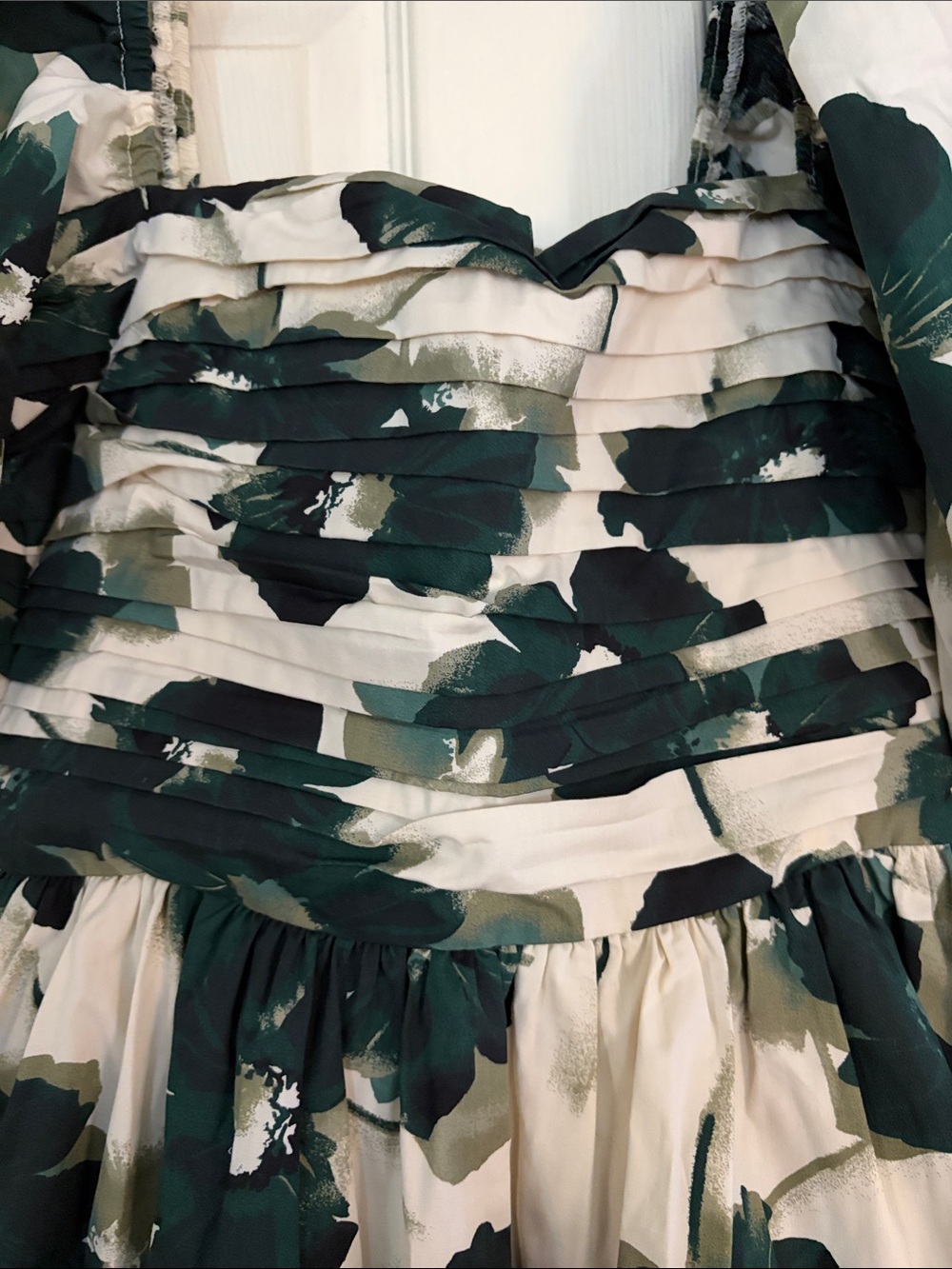 Abercrombie dress - Picture 2 of 3